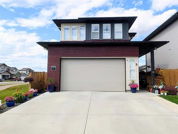 2nd image of 7 S Greywolf Rd N