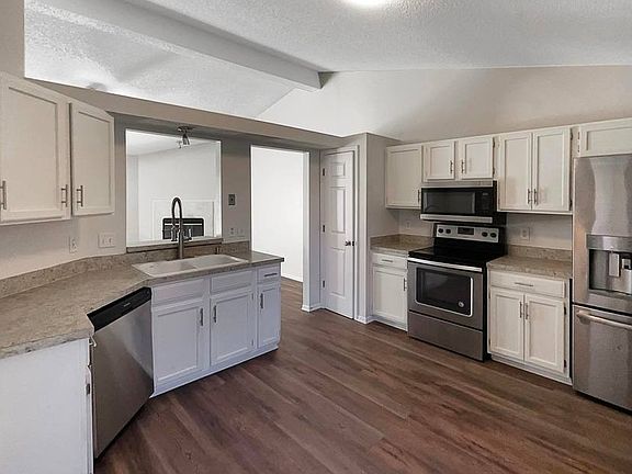 5th image of 5547 Green Forest Dr #5547