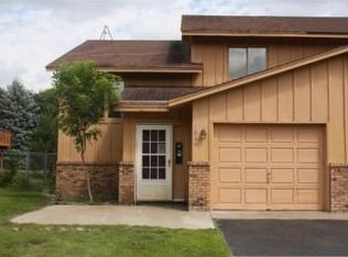 10603 Bluebird St NW, Coon Rapids, MN 55433