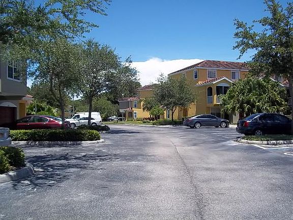 5th image of 5691 Bentgrass Dr Unit 103