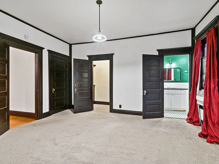1128 W 9th Ave — Photo 13