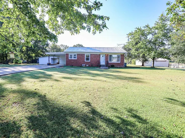 403 Breezeel School Rd, Benton, KY 42025