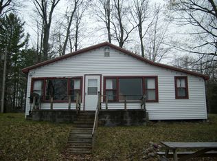 7188 E Twin Lakes Rd, Twin Lakes, MI 49965