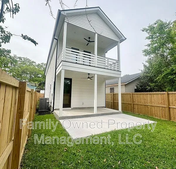 2245 Fillmore St — Photo 27