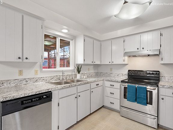 4th image of 12517 NE 71st St