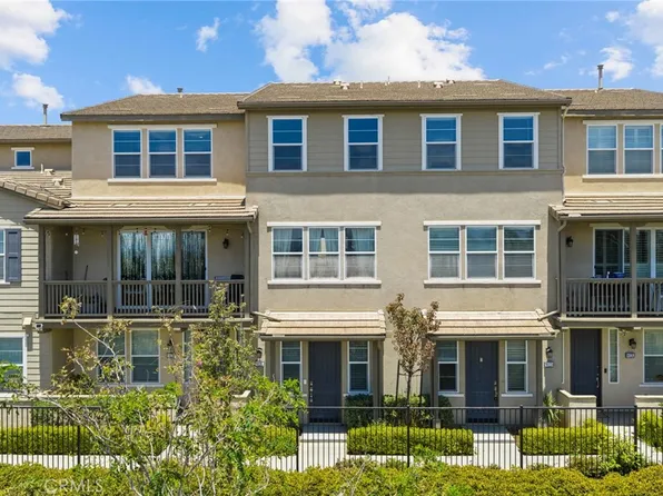 902 N Botanica Ln Unit C, Azusa, CA 91702