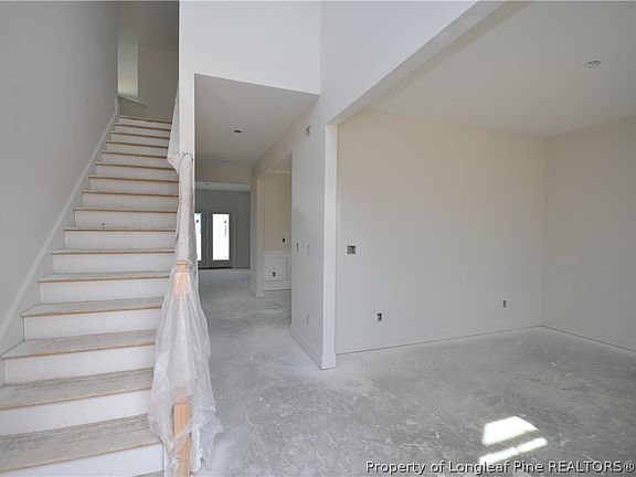 2nd image of 1826 Bluffside Dr