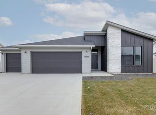 1465 Silver Valley Ct, Middleton, ID 83644