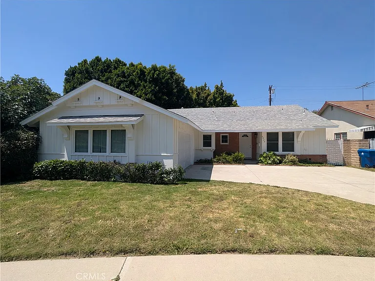 6829 McLennan Ave — Photo 34