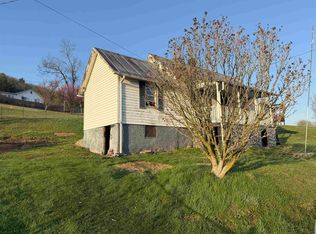 1023 Ramsey Mountain Rd, Max Meadows, VA 24360