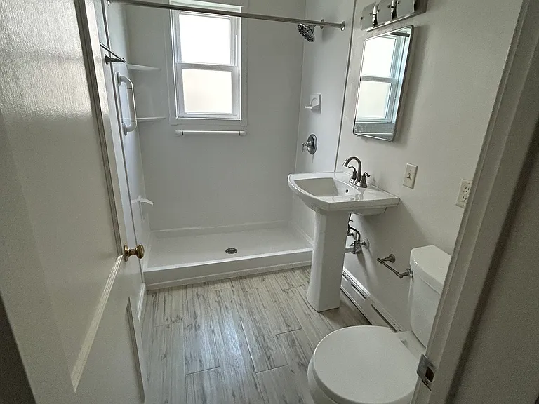 103 E Penn Ave #1 — Photo 6