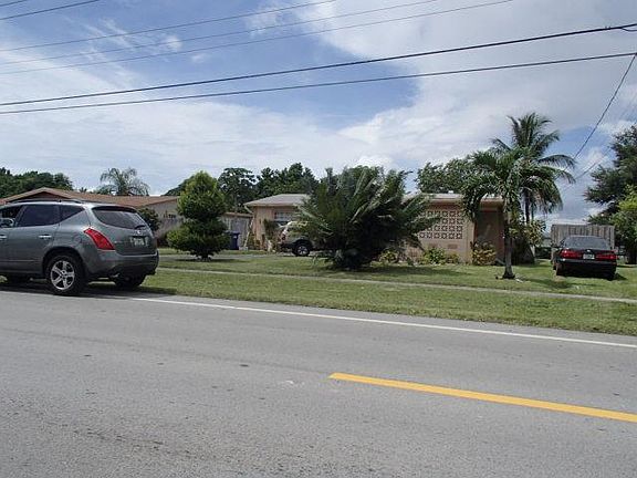4th image of 1301 NW 55th Ave