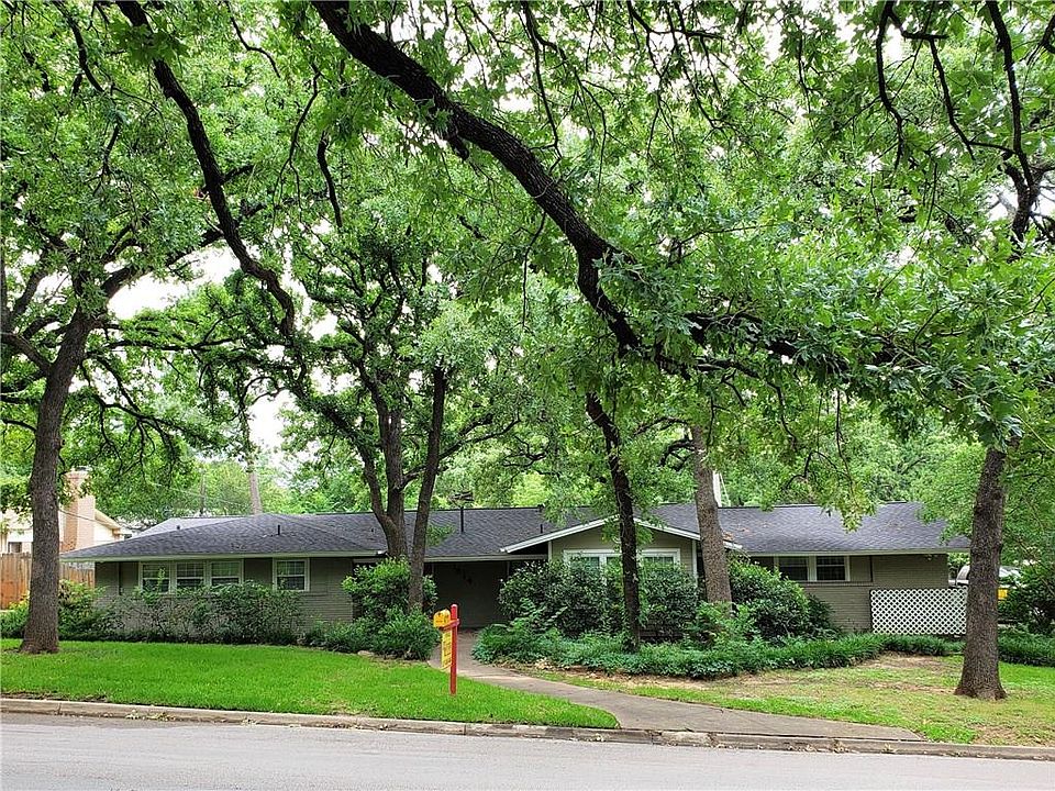 1st image of 1814 Smith Ln