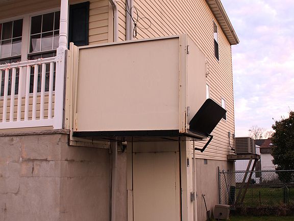 4th image of 800 4th Street
