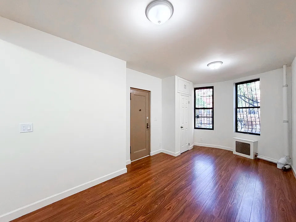 388 8th St #1