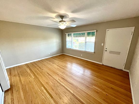2nd image of 8007 Fairview Ave