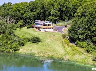 246 & 247 Pine Ridge Ct, Dahinda, IL 61428