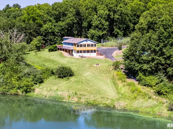 246 & 247 Pine Ridge Ct, Dahinda, IL 61428