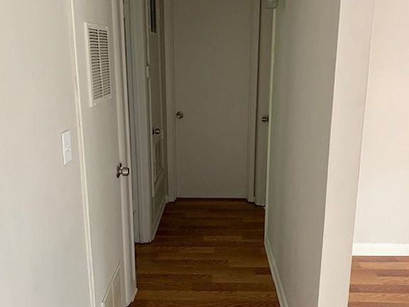 4th image of 2413 14th Ave N APT K