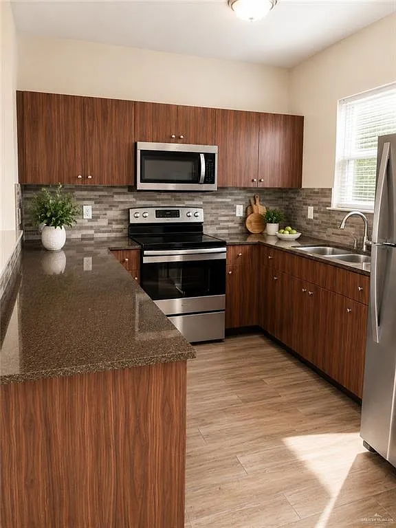 2 bed, 2.0 bath, 1056 sqft, $975 — Photo 4