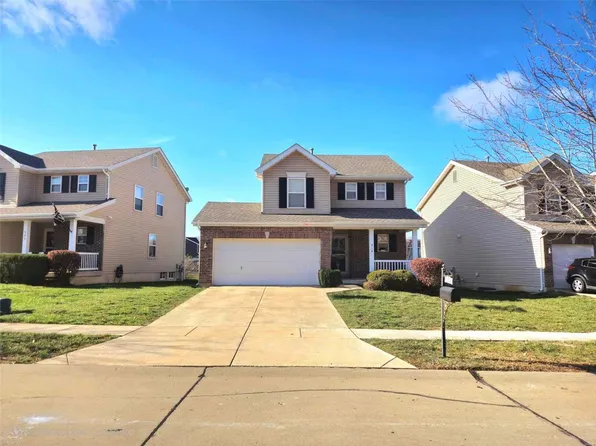 319 Burning Brook Dr, O'Fallon, MO 63366