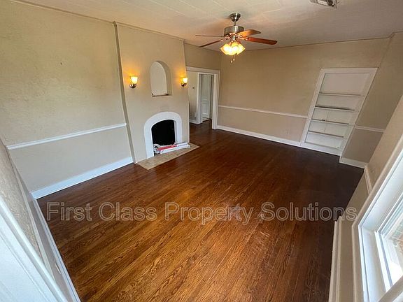 5th image of 3029 1/2 NW 12th St