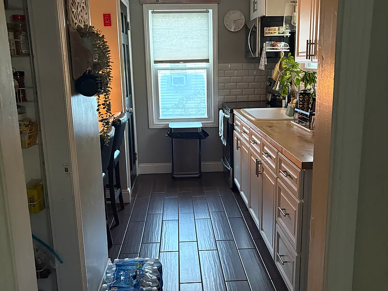 157 Sycamore St #1 — Photo 10