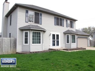 224 Laurie Cir, Bolingbrook, IL 60440