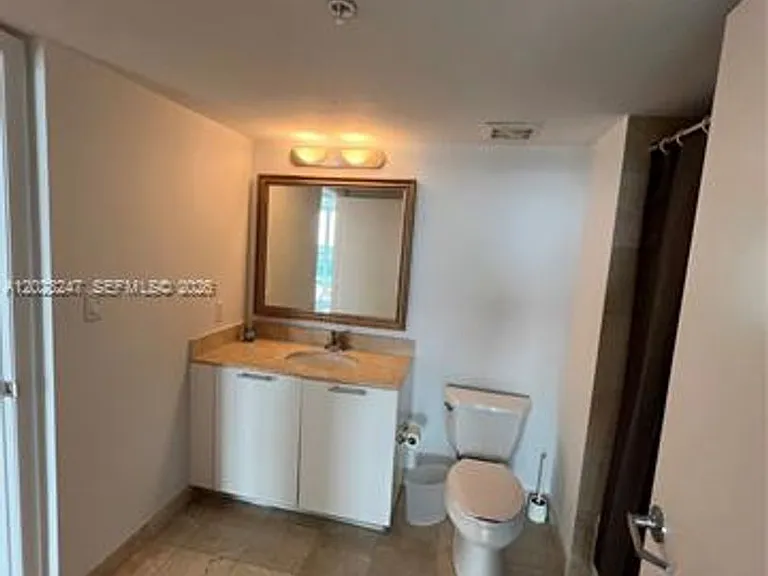 1800 N Bayshore Dr #2310 — Photo 29