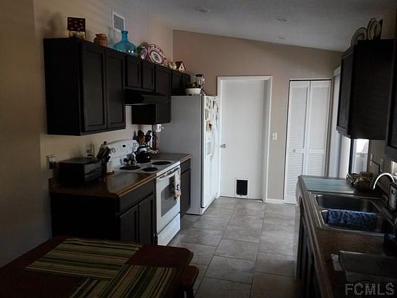 3rd image of 7 Ponderosa Ln