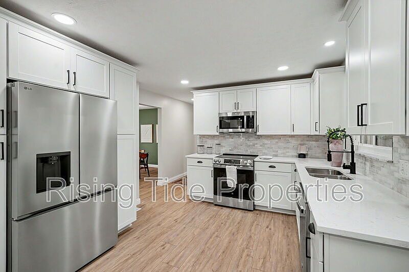 1st image of 2569 Richmar Dr