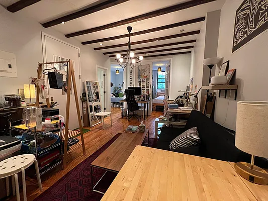 Rented by Rumah Realty Inc | media 19