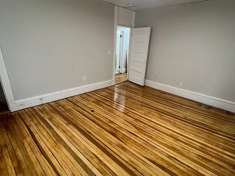 526 Western Ave #11 — Photo 7