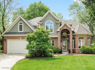 330 Windsor Ave, Glen Ellyn, IL 60137