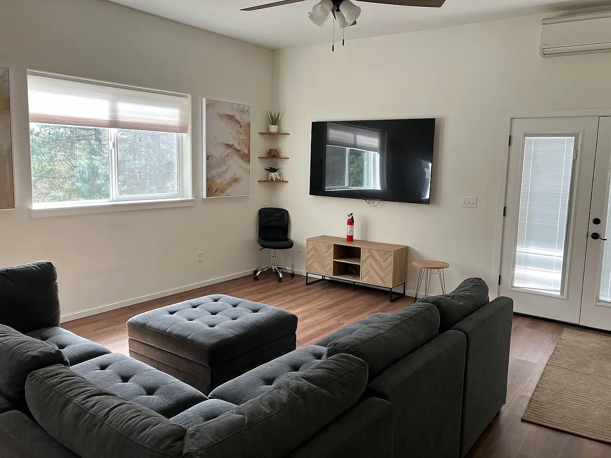 1251- 1105 Granite Hill Road - 2 — Photo 3
