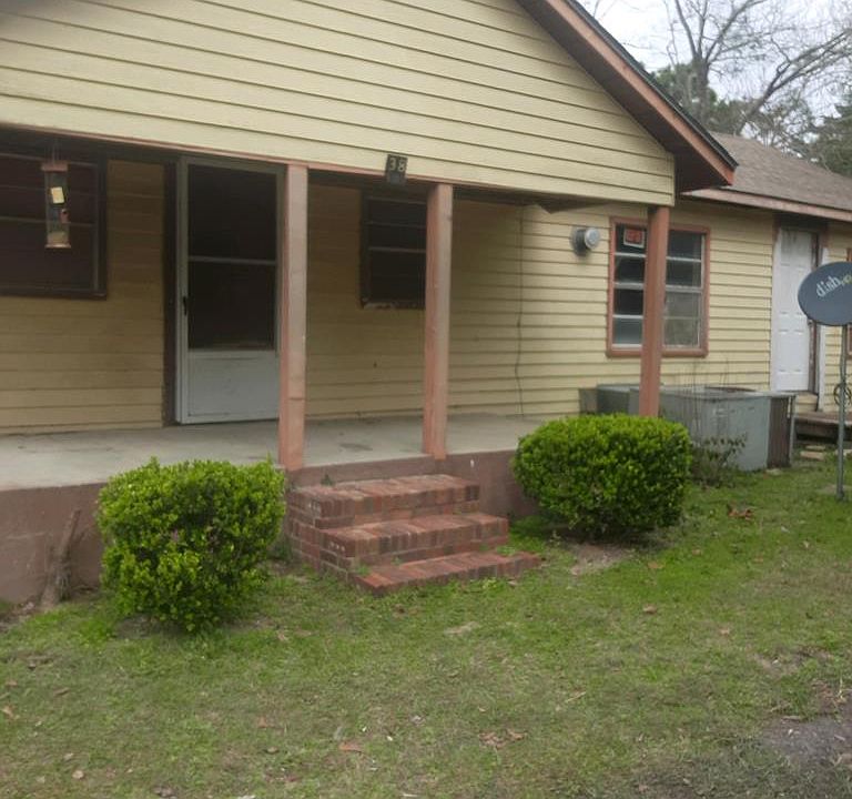 1st image of 38 Horse Shoe Cir