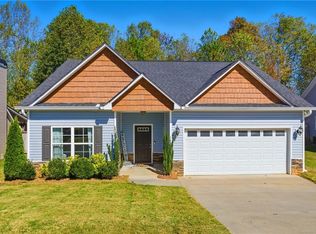 324 Highland Pointe Dr, Alto, GA 30510