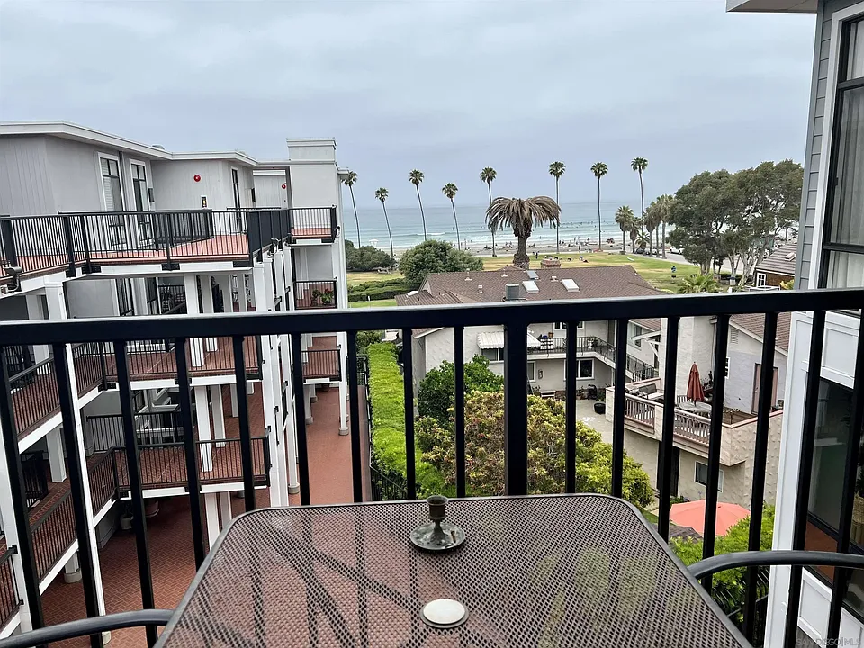 8263 Camino Del Oro #477