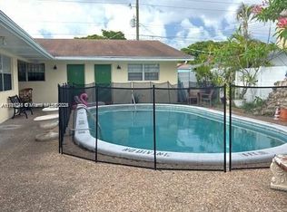 1830 Dewey St #15, Hollywood, FL 33020