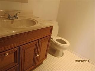 4th image of 221 Sasser Dr