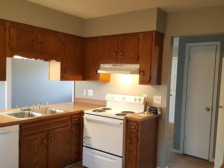 197 Kimberly Dr — Photo 6