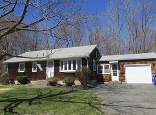 90 Mayher St, Springfield, MA 01104