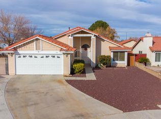 1545 E Newgrove St, Lancaster, CA