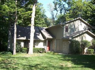 472 Sycamore Ct, Greenfield, IN