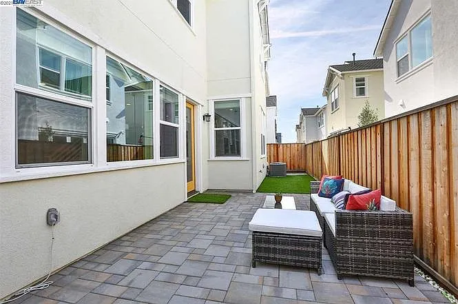 8403 Peninsula Way — Photo 14