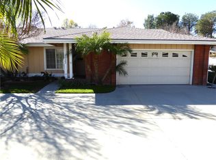 26322 Long Oak Dr, Santa Clarita, CA