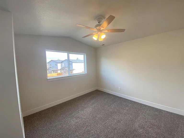 2514 Justine Ln — Photo 8