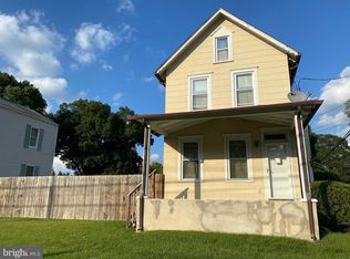 596 Delaware Ave, Roebling, NJ 08554
