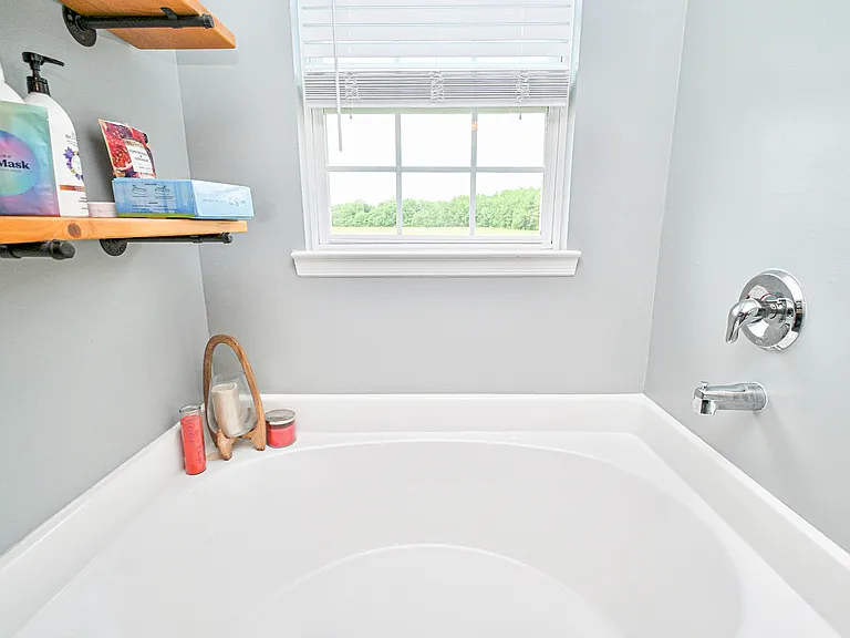 5469 Fairford Ct — Photo 31