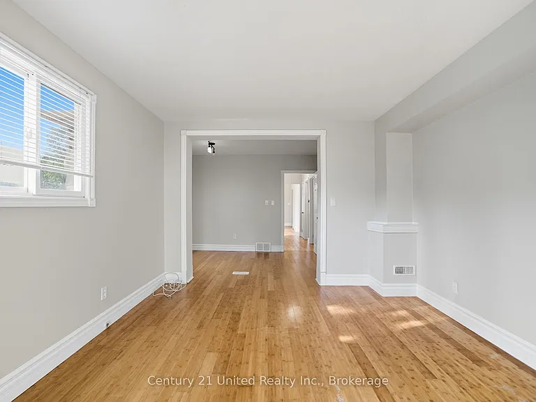 559 Hamilton St — Photo 28